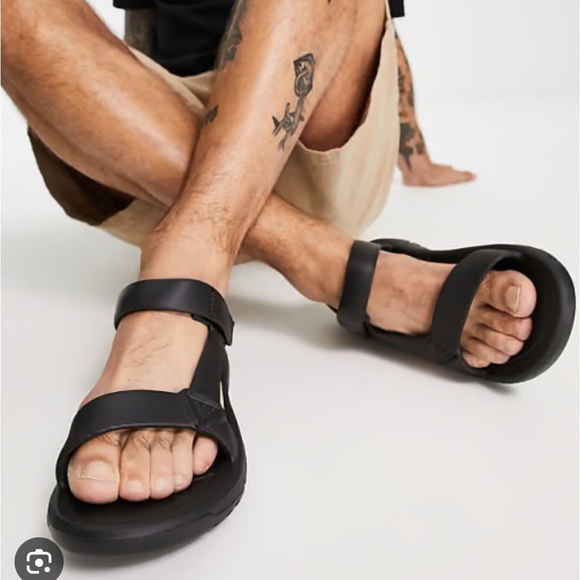 Teva Men’s Hurricane Drift Sandal Sport Sandal - Picture 2 of 5